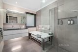 https://images.listonce.com.au/custom/160x/listings/25-diosma-road-eltham-vic-3095/964/01716964_img_08.jpg?RNgeC-0czjc