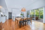 https://images.listonce.com.au/custom/160x/listings/25-durham-street-newington-vic-3350/157/01985157_img_02.jpg?bBLyF5CjxEY