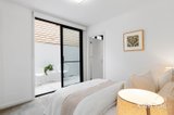 https://images.listonce.com.au/custom/160x/listings/25-emmaline-street-northcote-vic-3070/604/01782604_img_07.jpg?zL-obpHup4I