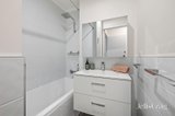 https://images.listonce.com.au/custom/160x/listings/25-evans-street-fairfield-vic-3078/642/01978642_img_10.jpg?mMS54xdLoJ0