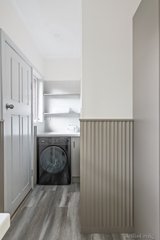https://images.listonce.com.au/custom/160x/listings/25-evans-street-fairfield-vic-3078/704/01771704_img_16.jpg?G3MkuUvfAC4