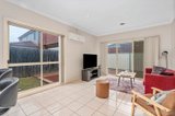 https://images.listonce.com.au/custom/160x/listings/25-gill-place-hoppers-crossing-vic-3029/429/01321429_img_05.jpg?l9z6uotdCTA