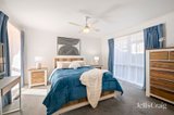 https://images.listonce.com.au/custom/160x/listings/25-great-oak-court-mooroolbark-vic-3138/027/01768027_img_09.jpg?srh0csLHOB0