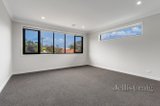 https://images.listonce.com.au/custom/160x/listings/25-hakea-street-templestowe-vic-3106/304/01604304_img_04.jpg?AuI9iNl_XoE