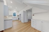 https://images.listonce.com.au/custom/160x/listings/25-hawson-avenue-glen-huntly-vic-3163/886/01726886_img_06.jpg?Hzk1JTTL3A4