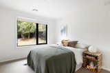 https://images.listonce.com.au/custom/160x/listings/25-heathwood-street-ringwood-east-vic-3135/993/01781993_img_19.jpg?ZykduXq6Xew