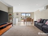 https://images.listonce.com.au/custom/160x/listings/25-hubble-road-croydon-vic-3136/753/01525753_img_05.jpg?IGlVTmrLD6U