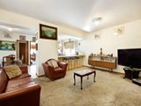 https://images.listonce.com.au/custom/160x/listings/25-irymple-avenue-glen-iris-vic-3146/909/01731909_img_04.jpg?-ZlAOo0XrIs