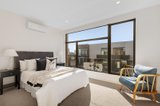 https://images.listonce.com.au/custom/160x/listings/25-jasmine-circuit-glen-waverley-vic-3150/198/01727198_img_03.jpg?eskZhpmjKUg