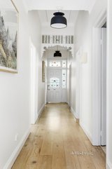 https://images.listonce.com.au/custom/160x/listings/25-johnstone-street-malvern-vic-3144/914/01232914_img_05.jpg?v5C4tPZ_9e0