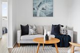 https://images.listonce.com.au/custom/160x/listings/25-kent-road-box-hill-vic-3128/033/01685033_img_03.jpg?ry2A-y2T1A4