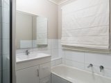 https://images.listonce.com.au/custom/160x/listings/25-kevin-court-kilsyth-vic-3137/533/01524533_img_10.jpg?ZL67Fxqu6R0