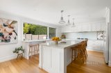 https://images.listonce.com.au/custom/160x/listings/25-loeman-street-strathmore-vic-3041/694/01722694_img_10.jpg?FvMaDh-VP9Q