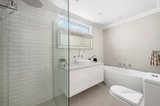 https://images.listonce.com.au/custom/160x/listings/25-loeman-street-strathmore-vic-3041/694/01722694_img_14.jpg?91q2DEIegxk