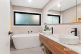 https://images.listonce.com.au/custom/160x/listings/25-long-view-road-croydon-south-vic-3136/881/01767881_img_08.jpg?JO5iyE_nP3g