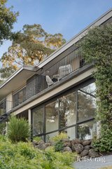 https://images.listonce.com.au/custom/160x/listings/25-long-view-road-croydon-south-vic-3136/881/01767881_img_13.jpg?Nj9ImGJM4dA