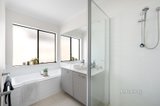 https://images.listonce.com.au/custom/160x/listings/25-mabel-street-doreen-vic-3754/485/01597485_img_09.jpg?d2LosHntZ6c