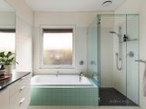 https://images.listonce.com.au/custom/160x/listings/25-macfarland-street-brunswick-vic-3056/203/01783203_img_13.jpg?Vo1xfmx8CG0