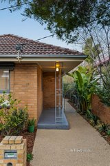 https://images.listonce.com.au/custom/160x/listings/25-macfarland-street-brunswick-vic-3056/737/01726737_img_02.jpg?wdW3VHe9k80