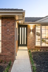 https://images.listonce.com.au/custom/160x/listings/25-mack-street-reservoir-vic-3073/190/01604190_img_02.jpg?jgGllKp4tbg