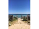 https://images.listonce.com.au/custom/160x/listings/25-macks-place-safety-beach-vic-3936/343/00621343_img_03.jpg?unrSTqy-MUQ