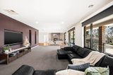 https://images.listonce.com.au/custom/160x/listings/25-marven-court-lilydale-vic-3140/624/01817624_img_08.jpg?9QT_AWFR8xo