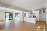 https://images.listonce.com.au/custom/160x/listings/25-midlothian-street-malvern-east-vic-3145/617/01633617_img_04.jpg?8alpG_XeKFQ