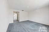 https://images.listonce.com.au/custom/160x/listings/25-midlothian-street-malvern-east-vic-3145/617/01633617_img_08.jpg?R7LTNP3z7kM