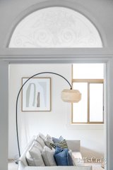 https://images.listonce.com.au/custom/160x/listings/25-molesworth-street-prahran-vic-3181/325/01813325_img_06.jpg?yuP8WRPkumg