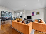 https://images.listonce.com.au/custom/160x/listings/25-narcissus-avenue-boronia-vic-3155/961/01525961_img_02.jpg?91buI8HtQGA