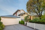 https://images.listonce.com.au/custom/160x/listings/25-oberwyl-road-camberwell-vic-3124/542/01649542_img_02.jpg?3feI3jSukSM