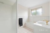 https://images.listonce.com.au/custom/160x/listings/25-odwyer-court-lovely-banks-vic-3213/619/01980619_img_10.jpg?JaZgctcMc88