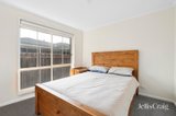 https://images.listonce.com.au/custom/160x/listings/25-odwyer-court-lovely-banks-vic-3213/619/01980619_img_11.jpg?jDw58Llciis