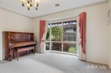 https://images.listonce.com.au/custom/160x/listings/25-percy-street-croydon-south-vic-3136/068/01913068_img_05.jpg?3boSauWJhjo