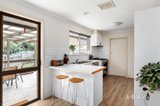https://images.listonce.com.au/custom/160x/listings/25-pinehills-drive-greensborough-vic-3088/695/01906695_img_04.jpg?gmPXpoHk42s