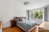 https://images.listonce.com.au/custom/160x/listings/25-pinehills-drive-greensborough-vic-3088/695/01906695_img_08.jpg?9pUhIgCcY-g