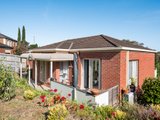 https://images.listonce.com.au/custom/160x/listings/25-premier-court-highton-vic-3216/359/01552359_img_01.jpg?NjJJ9P__DhM