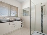 https://images.listonce.com.au/custom/160x/listings/25-premier-court-highton-vic-3216/359/01552359_img_06.jpg?Ki9PhgisM1E