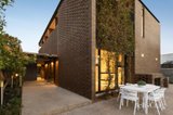https://images.listonce.com.au/custom/160x/listings/25-robert-street-bentleigh-vic-3204/294/01983294_img_18.jpg?Y0s5KrmHquI