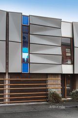 https://images.listonce.com.au/custom/160x/listings/25-rose-street-richmond-vic-3121/822/01245822_img_08.jpg?gMAeazbGDjg