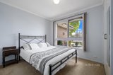 https://images.listonce.com.au/custom/160x/listings/25-ross-pincott-drive-mooroolbark-vic-3138/866/01520866_img_09.jpg?yFMbGx-2sg8