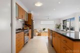 https://images.listonce.com.au/custom/160x/listings/25-roxby-street-manifold-heights-vic-3218/731/01414731_img_11.jpg?oiwLaTzkS6o