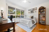https://images.listonce.com.au/custom/160x/listings/25-salisbury-avenue-blackburn-vic-3130/677/01885677_img_05.jpg?yeCzYaRO2Qo