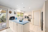 https://images.listonce.com.au/custom/160x/listings/25-savanna-drive-mooroolbark-vic-3138/587/01812587_img_05.jpg?Oxt-SZ93MPA