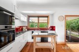 https://images.listonce.com.au/custom/160x/listings/25-sheila-street-preston-vic-3072/122/01886122_img_03.jpg?rBdu__AvjRw