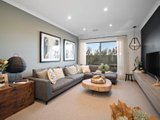 https://images.listonce.com.au/custom/160x/listings/25-shortridge-drive-lucas-vic-3350/272/01024272_img_07.jpg?z1tWT4mPHZM