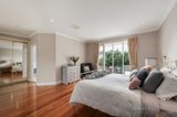 https://images.listonce.com.au/custom/160x/listings/25-smiths-road-templestowe-vic-3106/973/00686973_img_07.jpg?atIpt_VqnX0