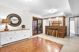 https://images.listonce.com.au/custom/160x/listings/25-solway-drive-glen-waverley-vic-3150/981/01572981_img_09.jpg?ojWv_RQWjvk