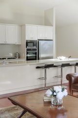https://images.listonce.com.au/custom/160x/listings/25-st-johns-avenue-camberwell-vic-3124/405/01736405_img_04.jpg?6rgKfaFwakc