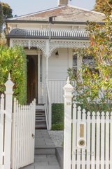 https://images.listonce.com.au/custom/160x/listings/25-st-johns-avenue-camberwell-vic-3124/405/01736405_img_10.jpg?PuFaCJSuhe8